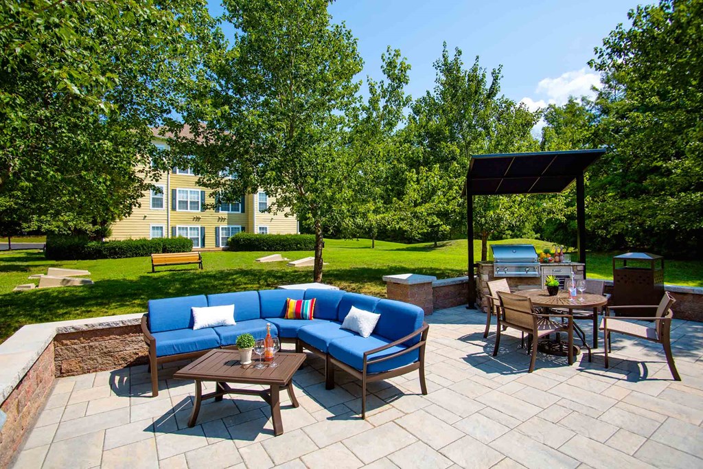 Grove Swift Creek Apartments Outdoor Grills and Lounge Space