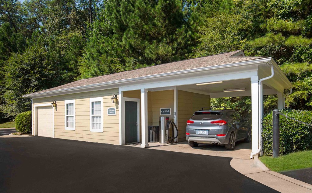 Grove Swift Creek Apartments Car Care Center
