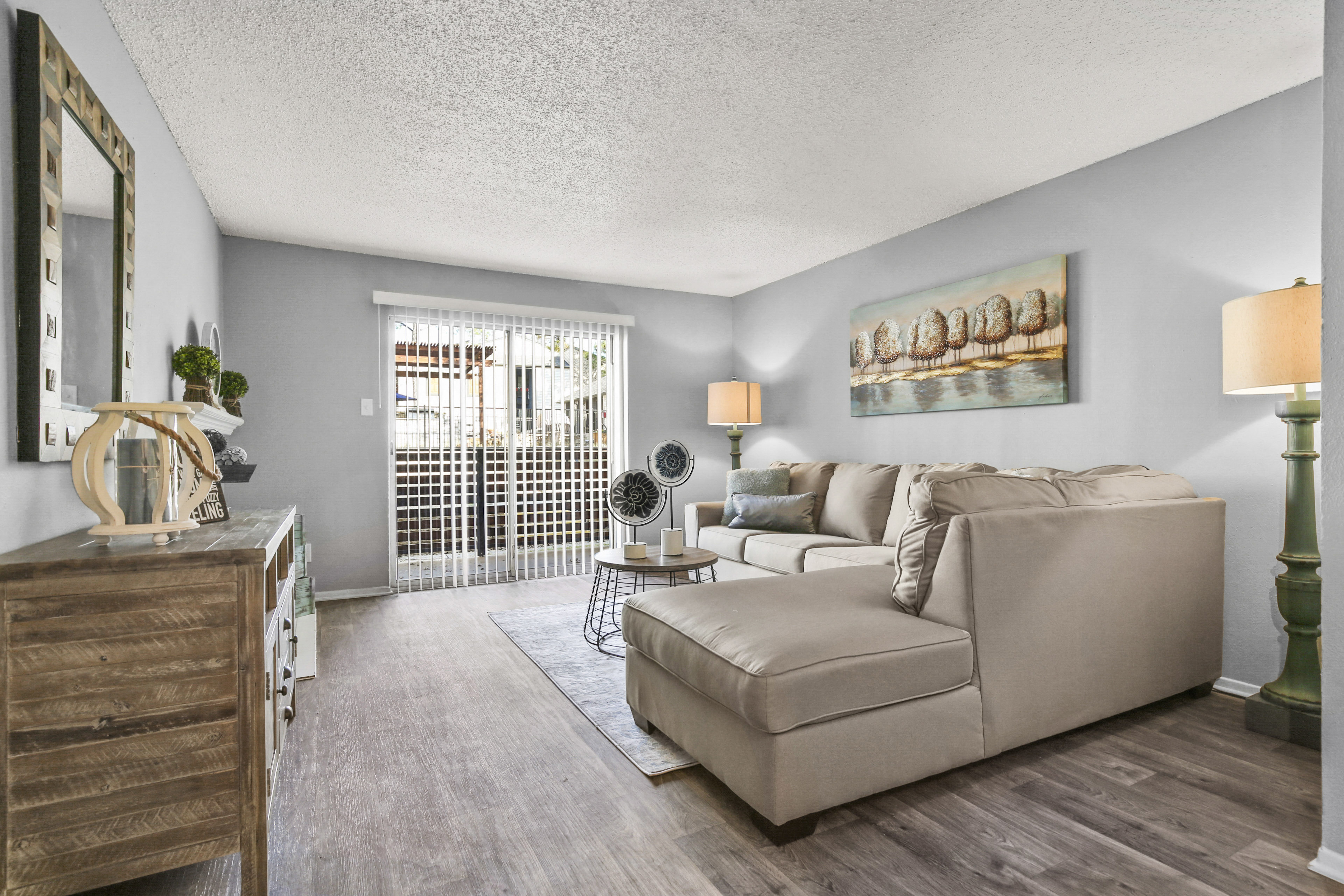 The District On Collins Apartments In Arlington Tx