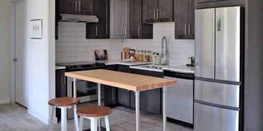 19 Day St. 1 Bed Apartment for Rent - Photo Gallery 1