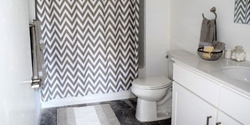 19 Day St. Studio-2 Beds Apartment for Rent - Photo Gallery 5