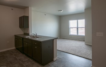 2601 East Eighth Street 1-3 Beds Apartment, Affordable for Rent - Photo Gallery 4