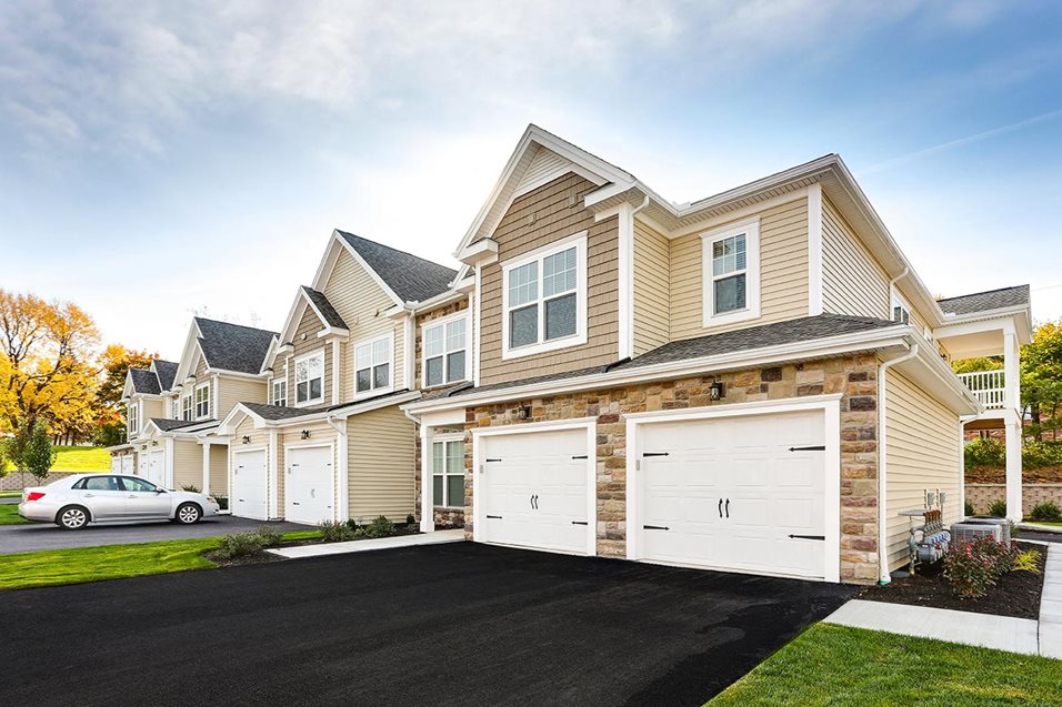 Photos And Video Of The Glen At Perinton Hills In Fairport Ny