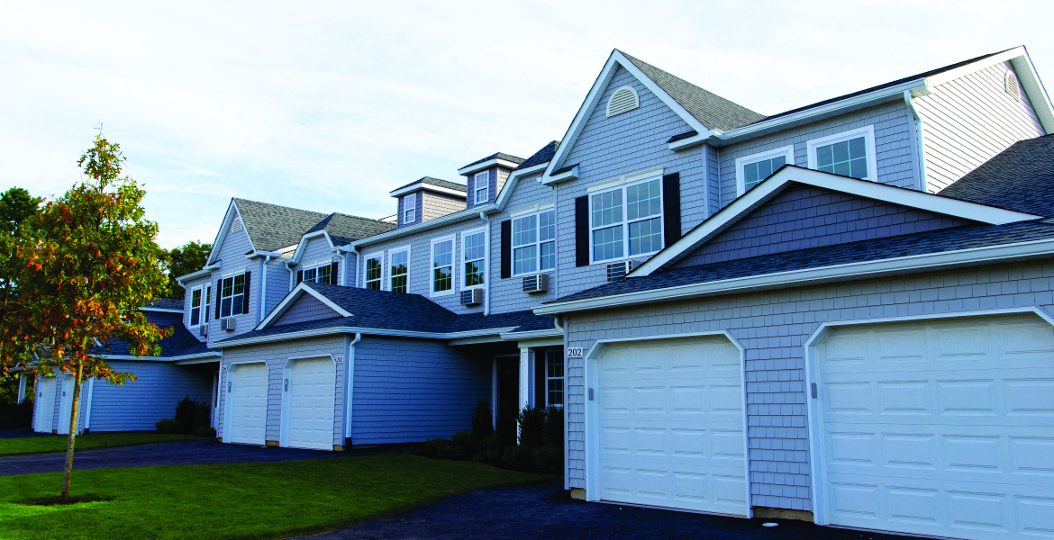 Garages Available at Echo Pond Luxury Apartments, Moriches