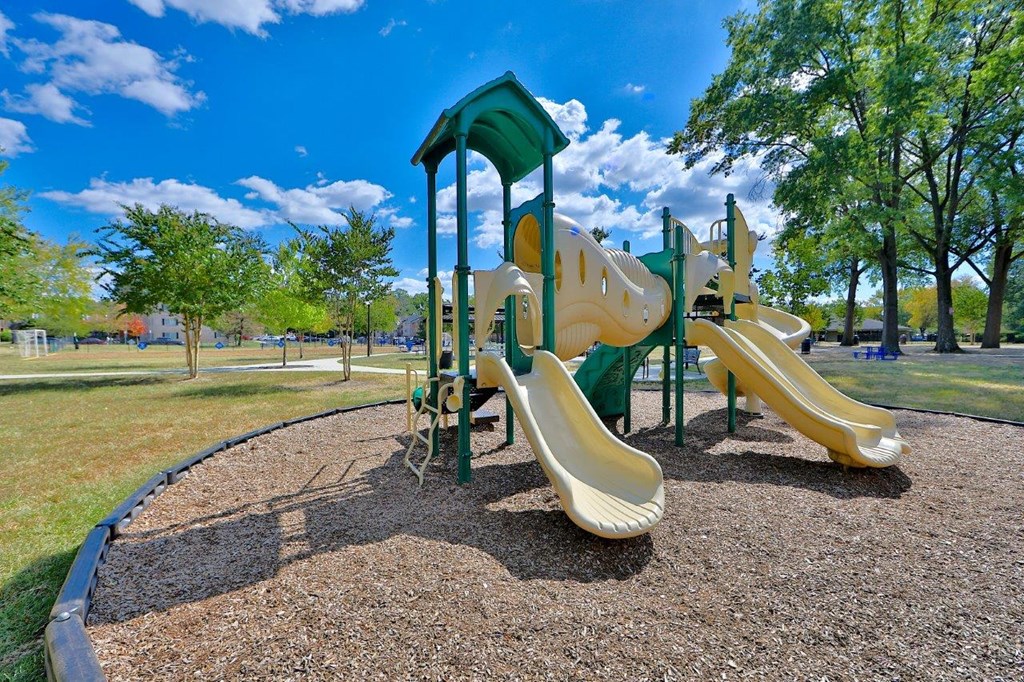 the playground at the preserve at ballantyne commons