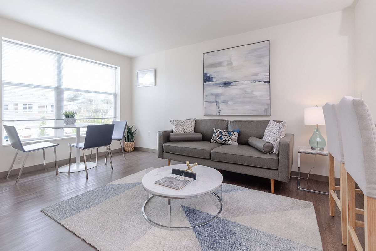 Glenville CircleNorth Apartments