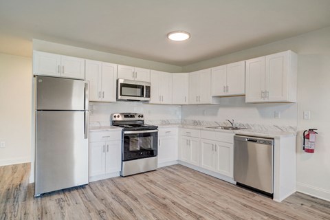 best garden style one bedroom and two bedroom rental apartments at brighton arms apartments in neptune city, nj near jersey shore medical student short term fully furnished housing available