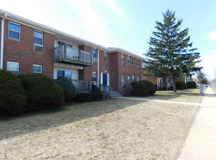 Clifton Arms Apartments, 220 9th St, Lakewood, NJ RentCafe