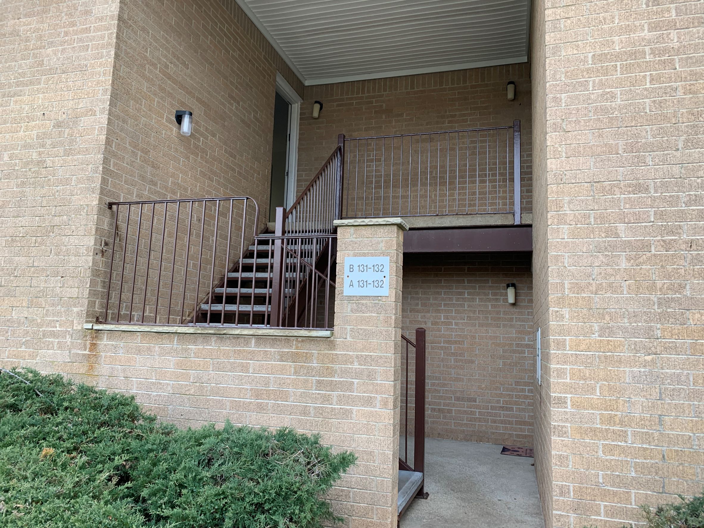 best garden style one bedroom and two bedroom rental apartments for rent at edgewater east/west apartments in long branch, nj near the jersey shore beach on the water