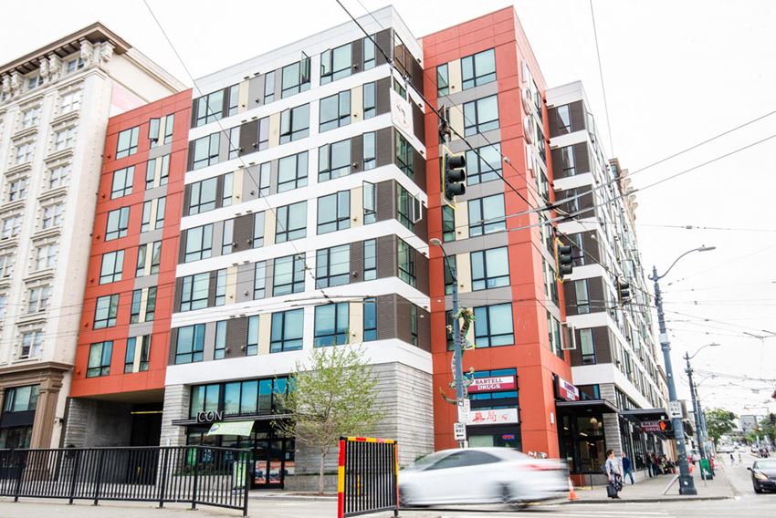 Exterior View of Icon Apartments in Seattle, WA Located in Downtown - Photo Gallery 1