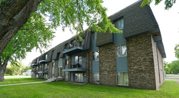 Eldridge Apartments exterior Eldridge Apartments exterior - Photo Gallery 4