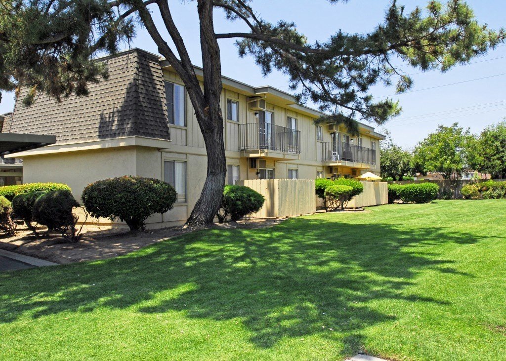 Fairway Estates Apartments in Manteca, CA