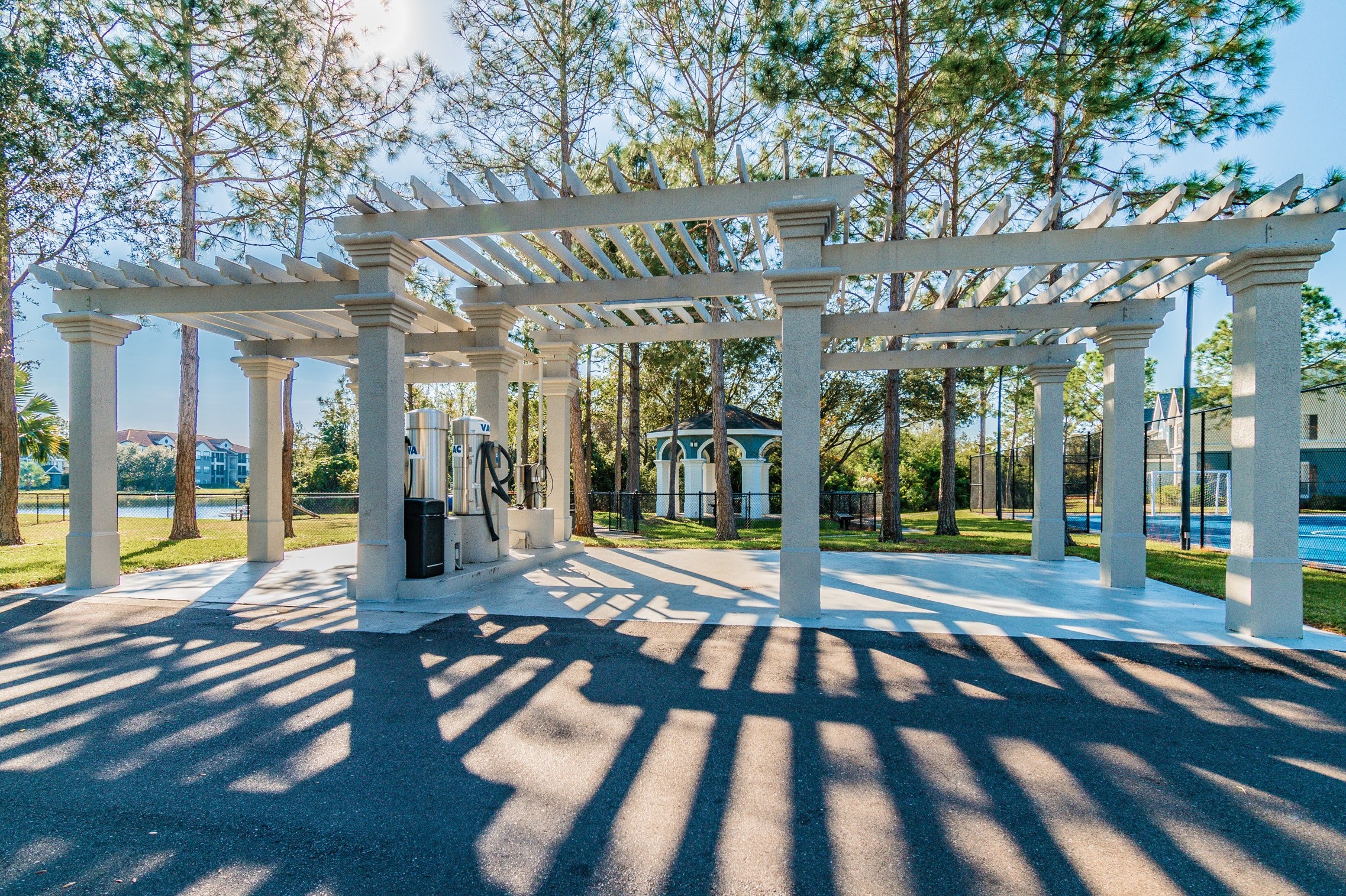 Car Cleaning Area at 2211 Grand Isle, Brandon, FL, 33511