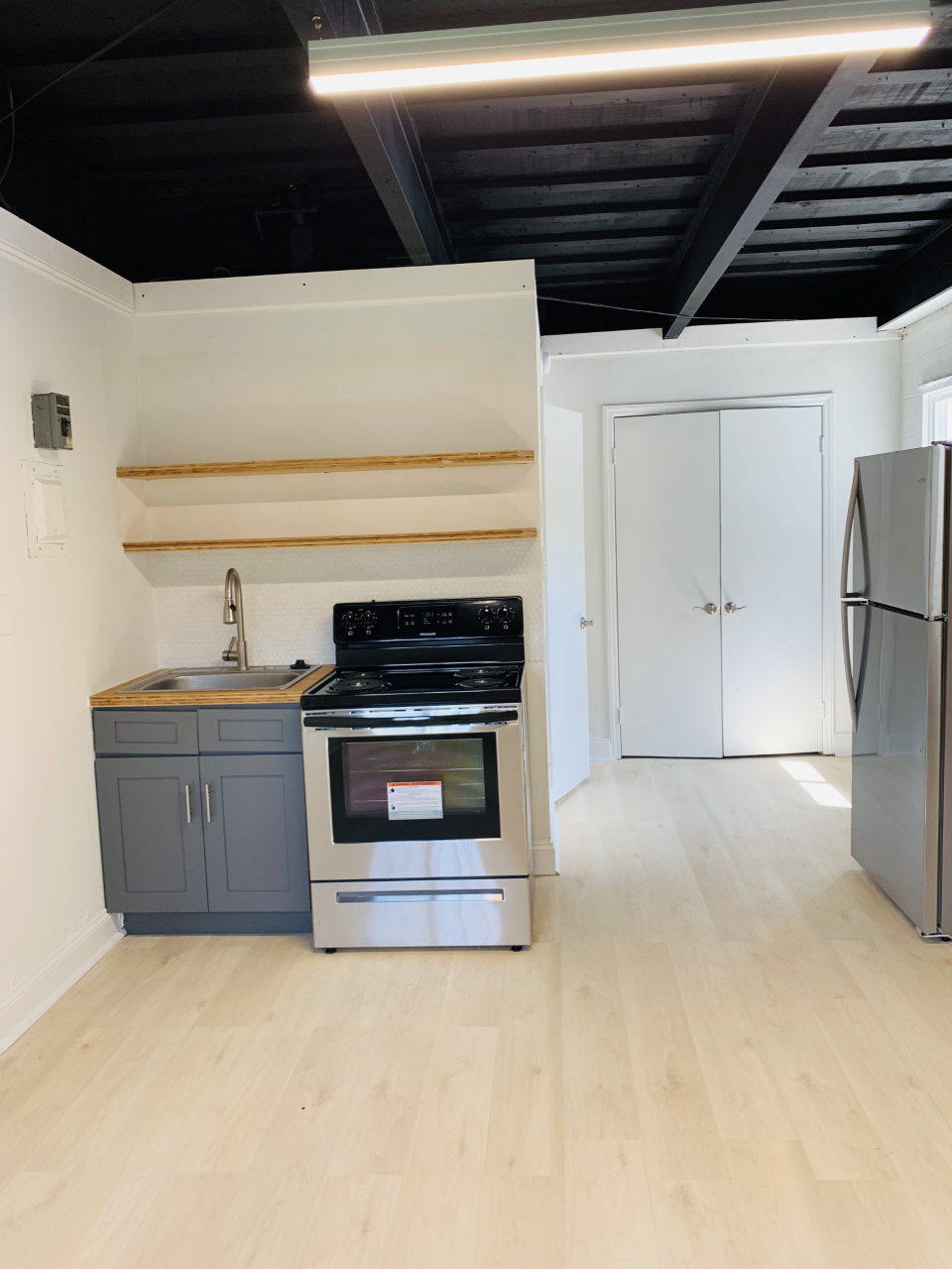 Den On Varsity Apartments 1527 Crest Rd Raleigh Nc