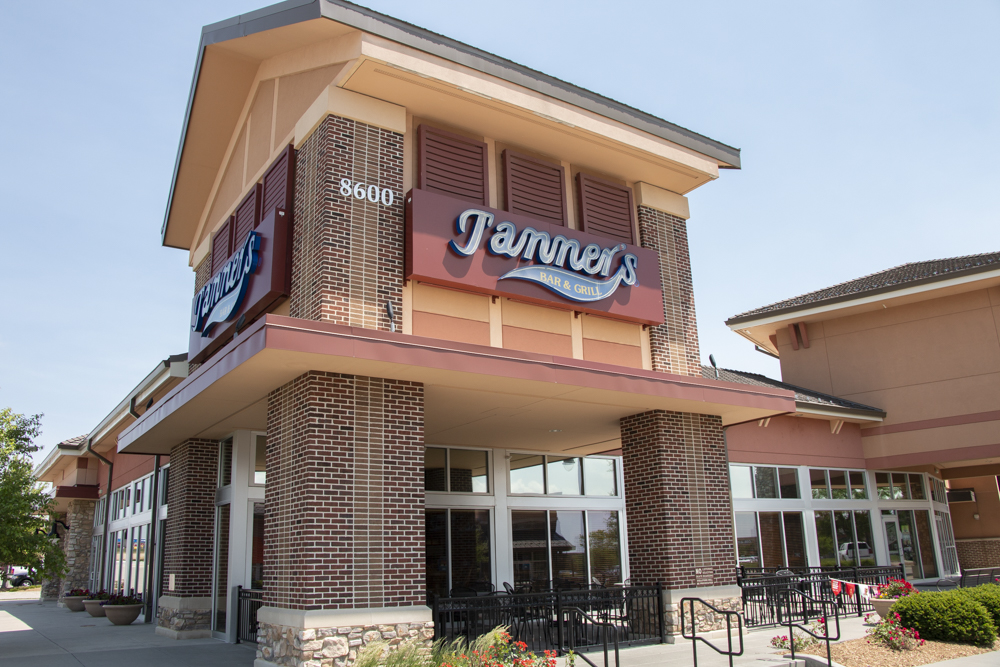 Tanner's Bar and Grill near WH Flats luxury apartments in south Lincoln NE 68516