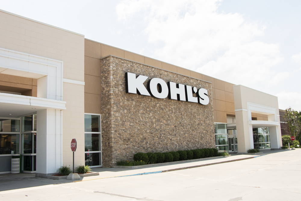Kohl's department store near WH Flats luxury apartments in south Lincoln NE 68516